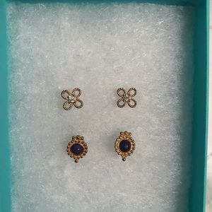 Gold Earring Set